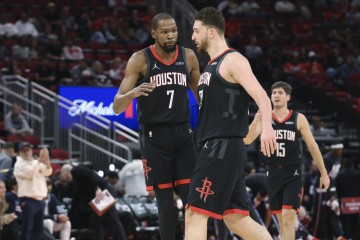 中国华体会官网-体型&amp;篮板托底！火箭超6成胜率拿到第40胜 KD带5个年轻人长线成长