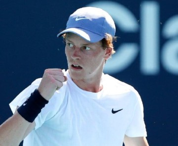 华体会品牌站点-辛纳一纪录看齐纳达尔德约 实力使然or运气加持？